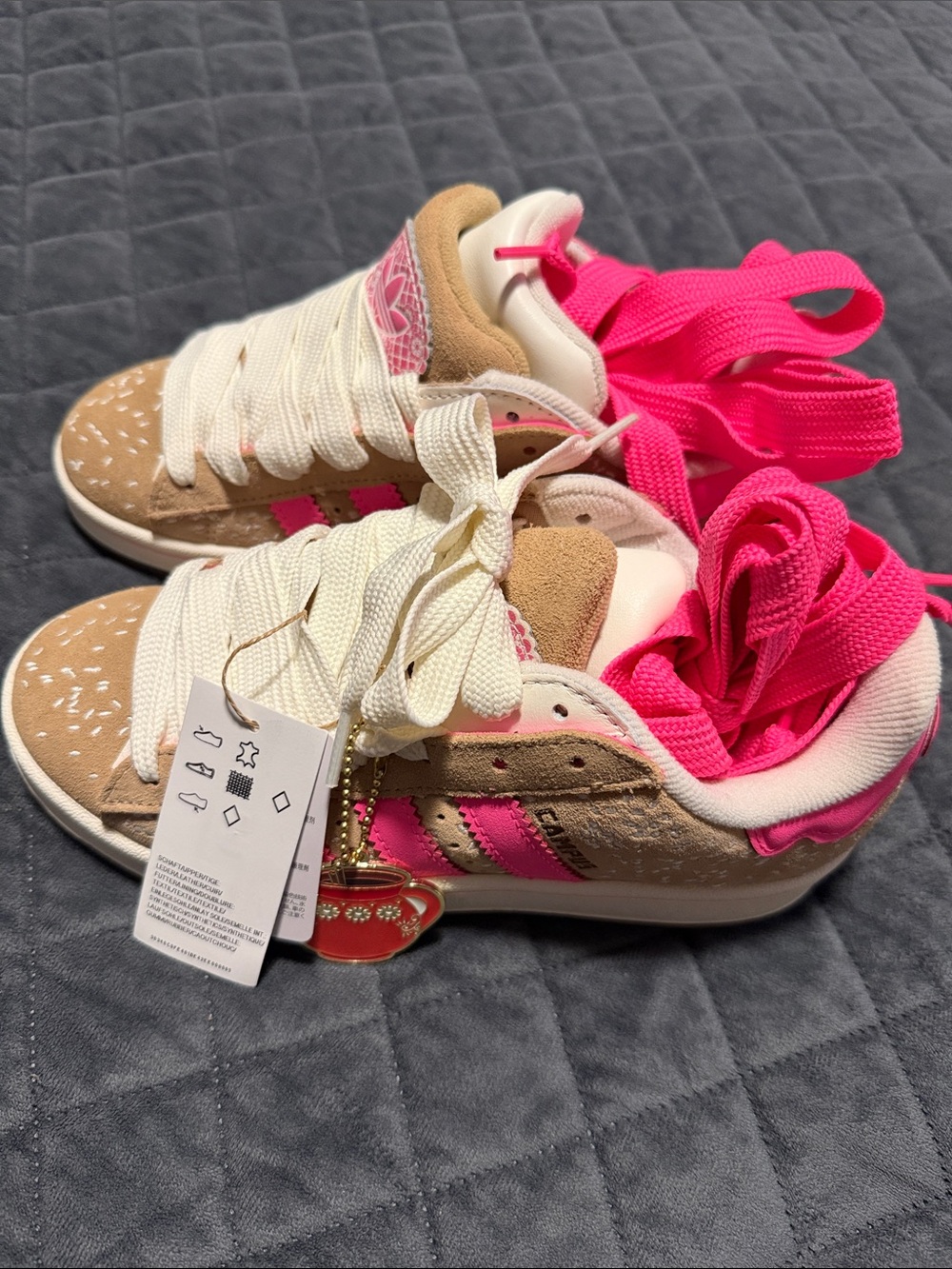 Adidas Campus Sneakers 
Women’s Size 6 1/2